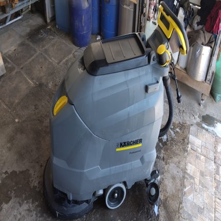 Επισκευή μηχανής δαπέδου Karcher